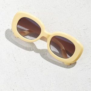 NWOT UO 90’s Retro Unisex Yellow Sunglasses